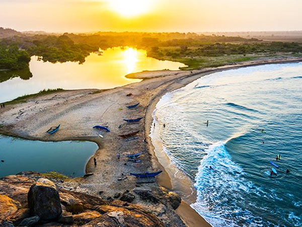 Arugam bay surf and yoga
